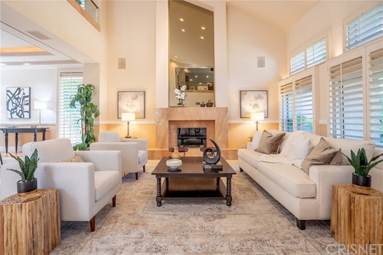 Photo 4 of 72 - 10214 Candleberry Ln, Northridge, CA 91324