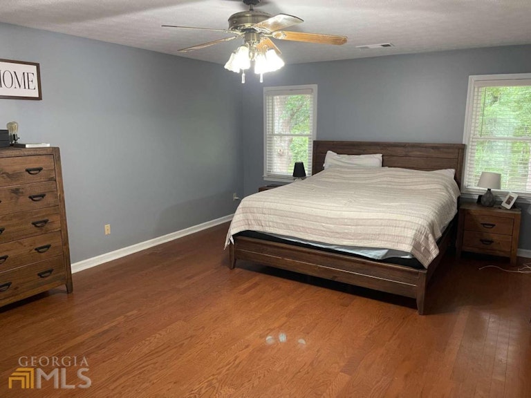 Photo 26 of 47 - 3057 Ebenezer Rd SE, Conyers, GA 30094