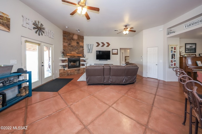 Photo 7 of 33 - 2840 E Darlene Dr, Vail, AZ 85641