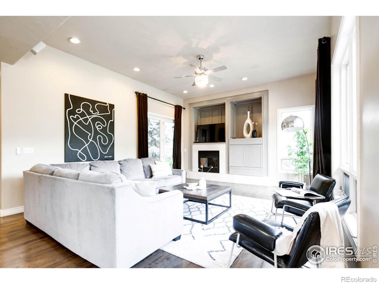 Photo 6 of 38 - 1468 Spring Creek Dr, Lafayette, CO 80026