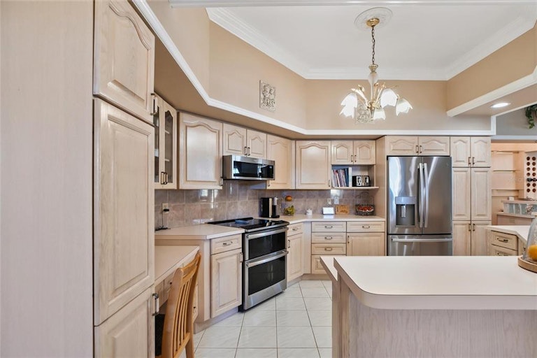 Photo 13 of 54 - 1445 Premier Village Way, Clearwater, FL 33764