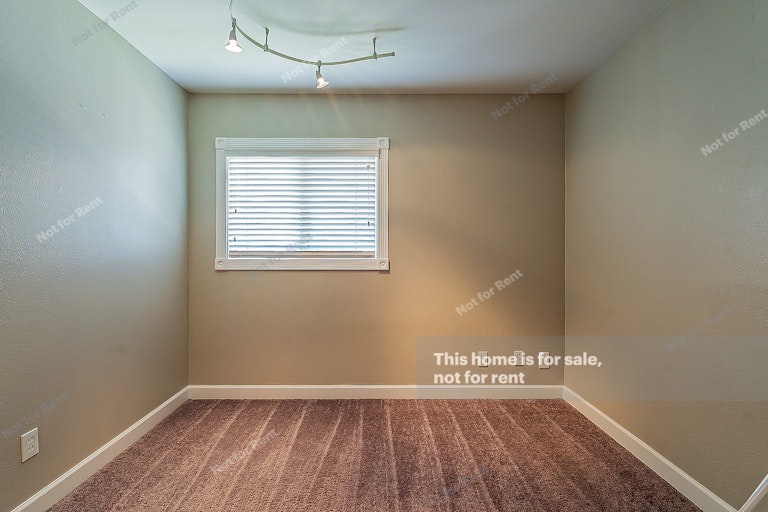 Photo 10 of 11 - 6019 N Granite Reef Rd, Scottsdale, AZ 85250