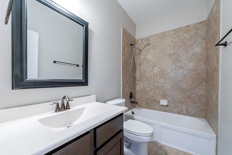 Photo 39 of 43 - 91 Hearthshire Cir, Magnolia, TX 77354