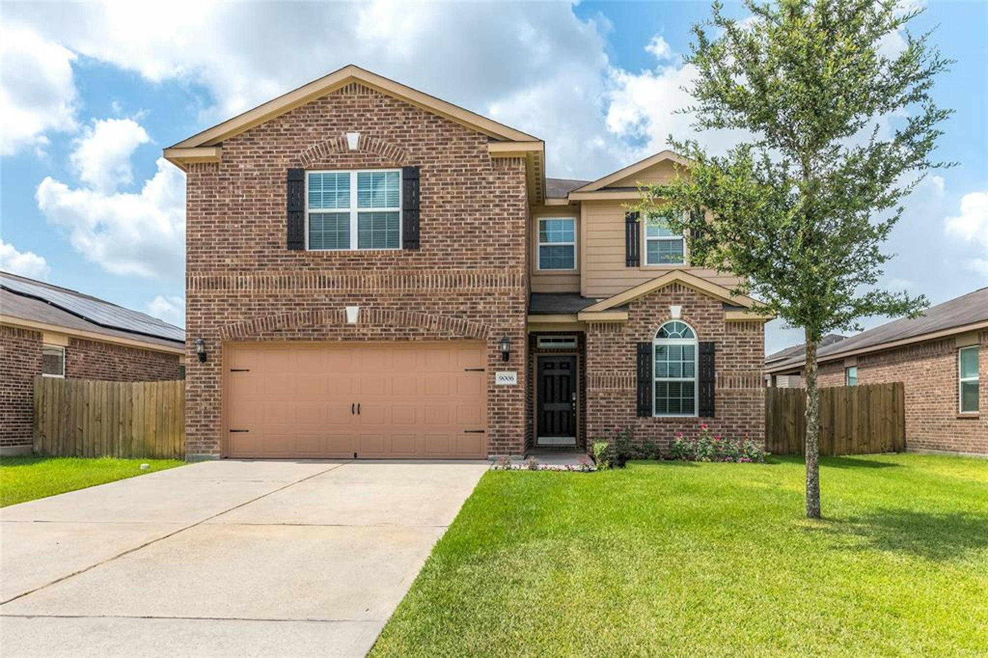 Photo 1 of 22 - 9006 Stagewood Dr, Humble, TX 77338