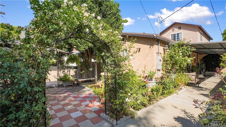 Photo 19 of 24 - 2816 Denby Ave, Los Angeles, CA 90039
