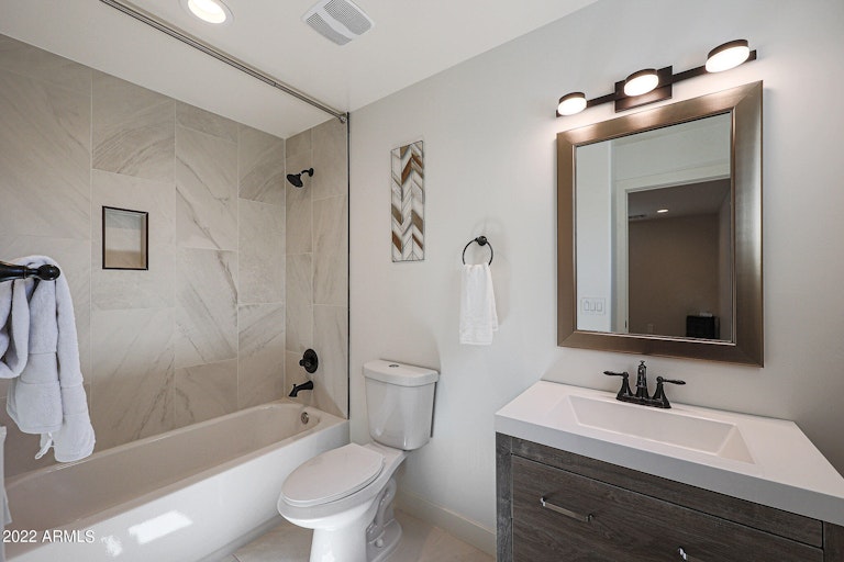 Photo 26 of 46 - 1050 E Whitton Ave, Phoenix, AZ 85014