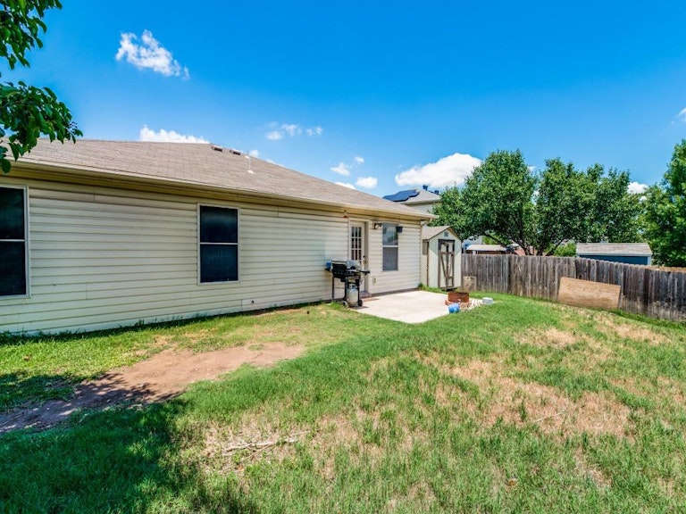Photo 23 of 23 - 5309 Kingslink Cir, Fort Worth, TX 76135