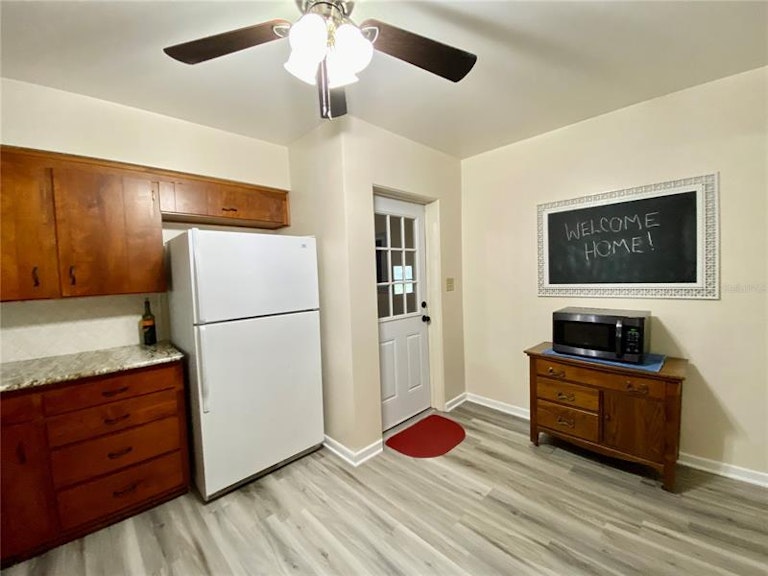 Photo 9 of 60 - 4081 Lake Marianna Dr, Winter Haven, FL 33881