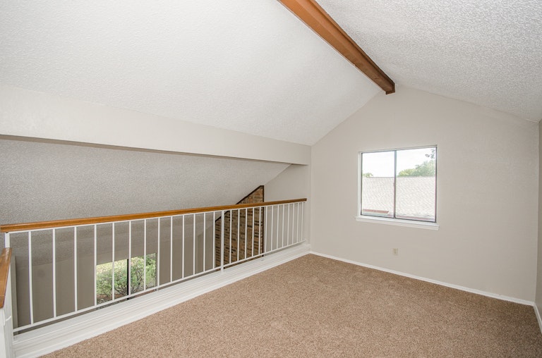 Photo 16 of 30 - 3123 Mayfair Dr, Carrollton, TX 75007
