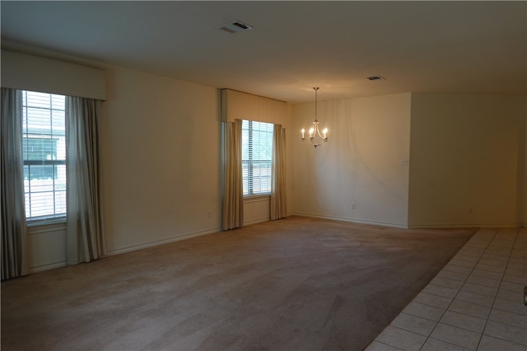 Photo 4 of 33 - 329 Island Oak Dr, Austin, TX 78748