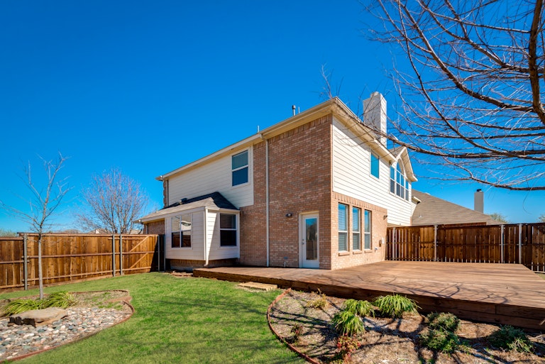 Photo 6 of 28 - 6409 Deer Run Dr, McKinney, TX 75070