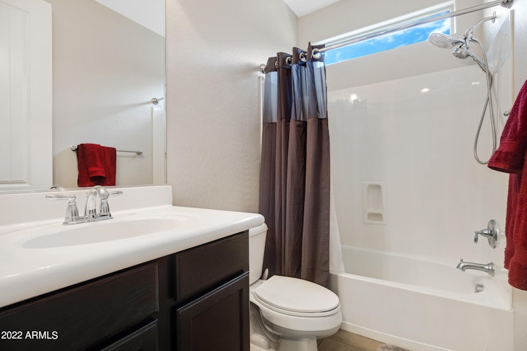 Photo 24 of 48 - 629 S 196th Dr, Buckeye, AZ 85326