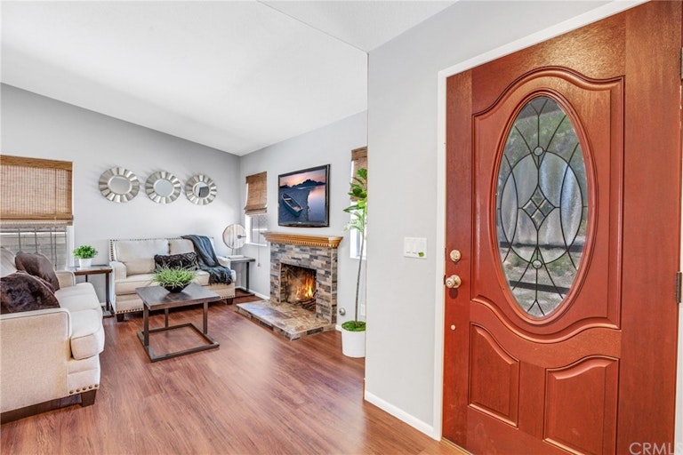 Photo 4 of 40 - 8388 Verbena Dr, Riverside, CA 92504