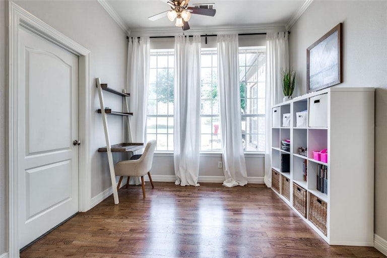 Photo 17 of 37 - 3784 Preston Hills Cir, Celina, TX 75009