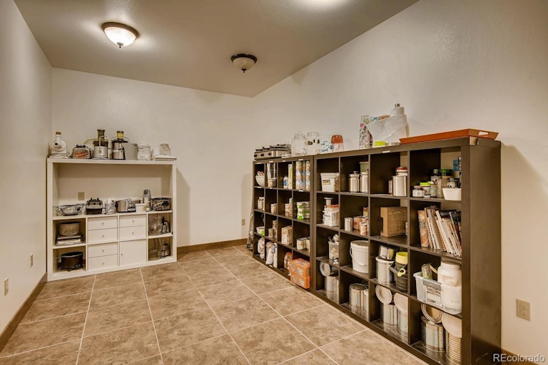 Photo 27 of 38 - 6233 Lake Gulch Rd, Castle Rock, CO 80104