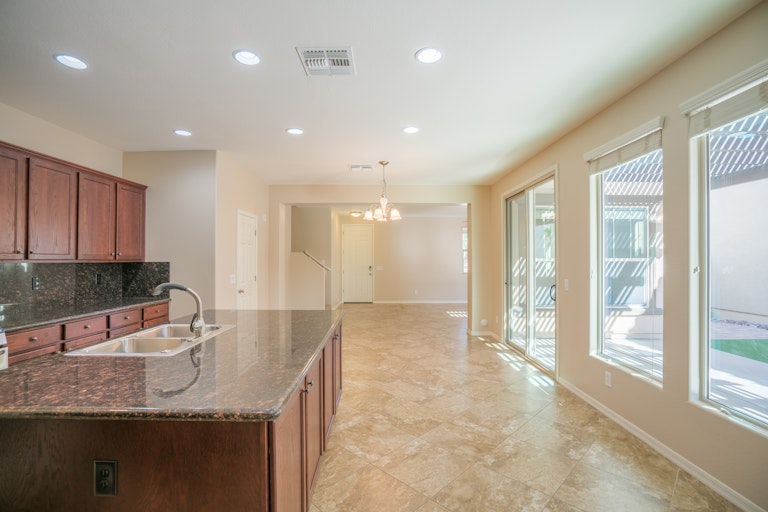 Photo 8 of 27 - 21037 W Wycliff Dr, Buckeye, AZ 85396