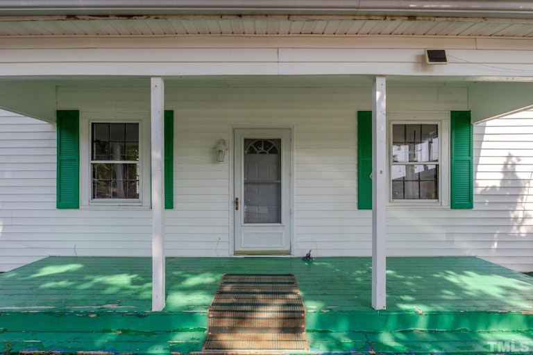 Photo 5 of 27 - 2508 Albany St, Durham, NC 27705