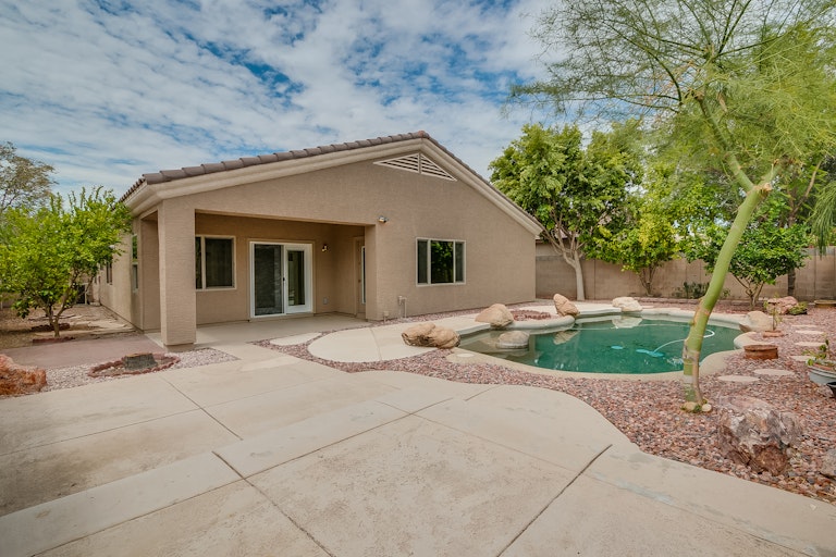 Photo 5 of 22 - 8210 W Melinda Ln, Peoria, AZ 85382