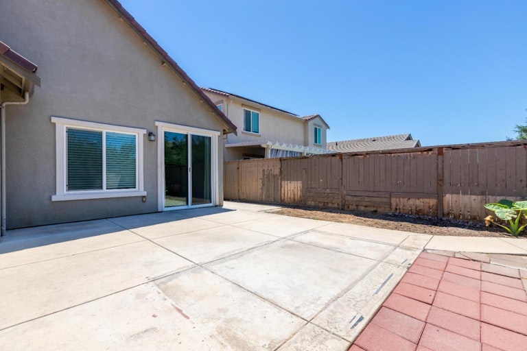 Photo 37 of 51 - 7553 Chappelle Way, Elk Grove, CA 95757