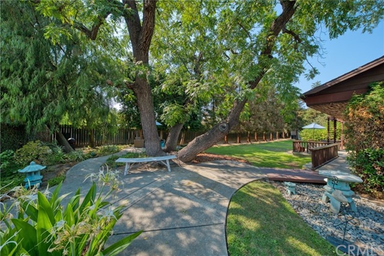 Photo 43 of 51 - 626 Montana St, Monrovia, CA 91016