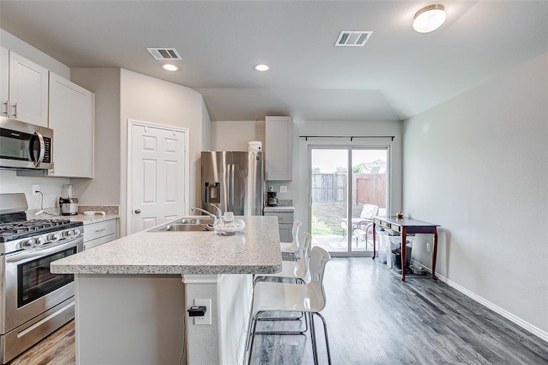 Photo 25 of 42 - 23330 Dovetail Colony Ct, Katy, TX 77493