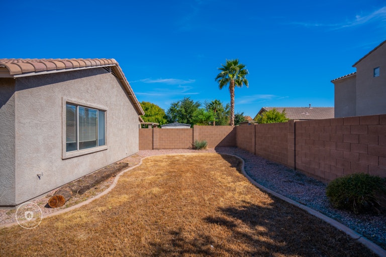 Photo 23 of 25 - 15927 W Maui Ln, Surprise, AZ 85379