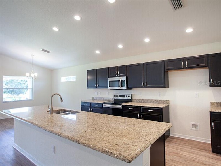Photo 7 of 18 - 2031 Dexter St, Haines City, FL 33844