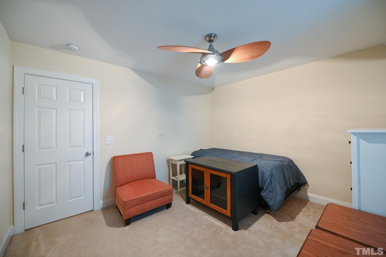 Photo 31 of 40 - 142 Mill Branch Cir, Fuquay Varina, NC 27526