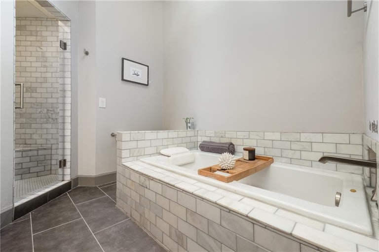 Photo 22 of 29 - 1467 Monroe Dr NE #4, Atlanta, GA 30324