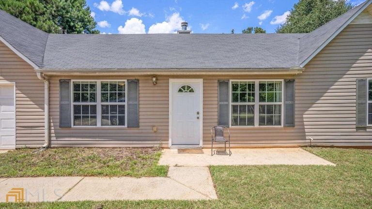 Photo 6 of 33 - 6732 Dorsett Shoals Rd, Douglasville, GA 30135