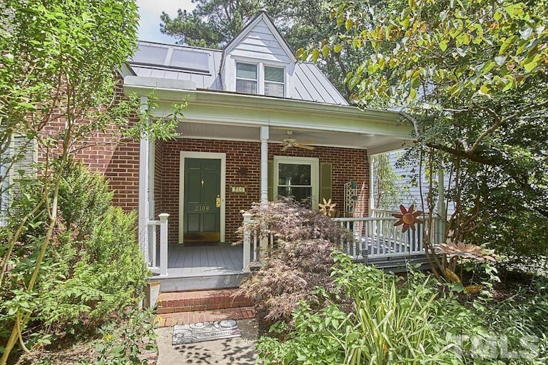 Photo 3 of 73 - 2108 Sprunt Ave, Durham, NC 27705