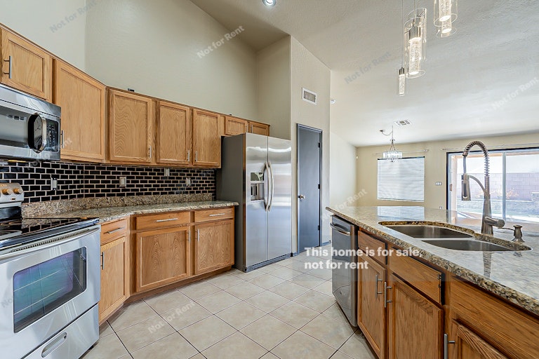 Photo 10 of 42 - 10621 E Coralbell Ave, Mesa, AZ 85208