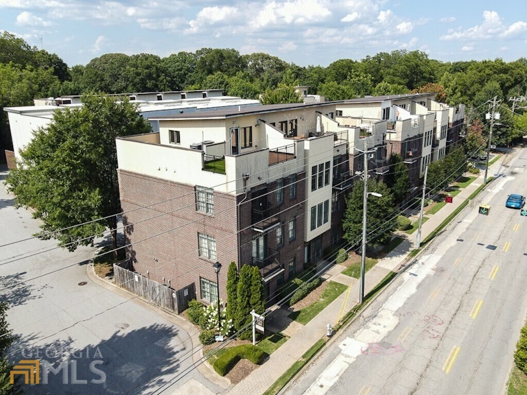 Photo 32 of 44 - 1300 Dekalb Ave NE #132, Atlanta, GA 30307