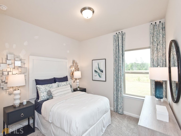 Photo 9 of 18 - 869 Sara Meadow Rd, Loganville, GA 30052
