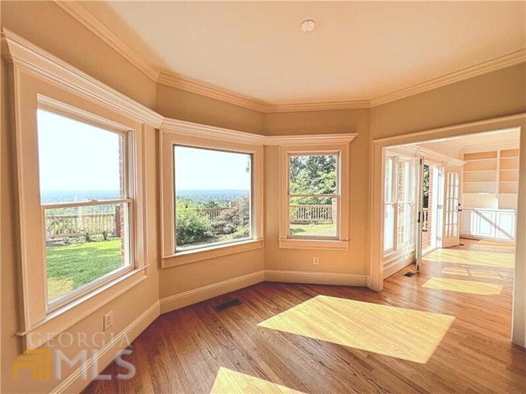 Photo 15 of 47 - 1886 Groover Rd, Marietta, GA 30062