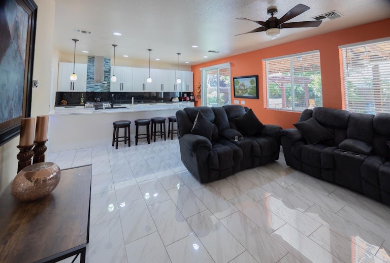 Photo 15 of 36 - 1002 Heritage Way, Yuba City, CA 95991