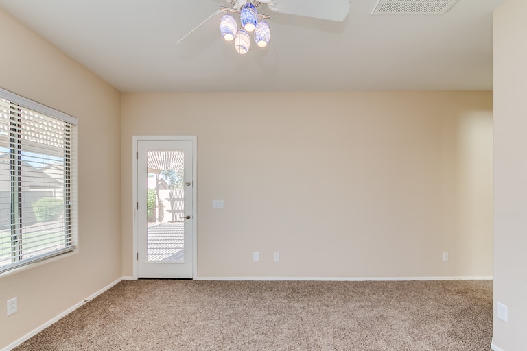 Photo 4 of 28 - 10233 W Wier Ave, Tolleson, AZ 85353
