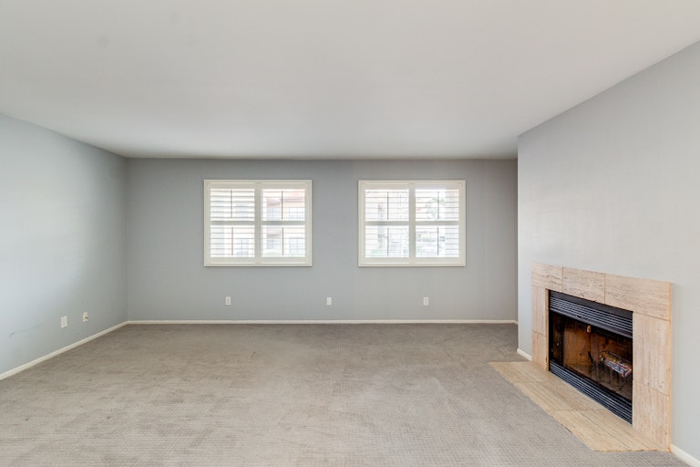 Photo 10 of 17 - 423 E Ironwood Dr, Phoenix, AZ 85020