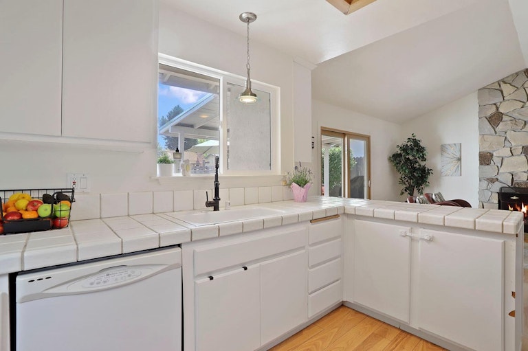 Photo 20 of 43 - 8374 La Riviera Dr, Sacramento, CA 95826