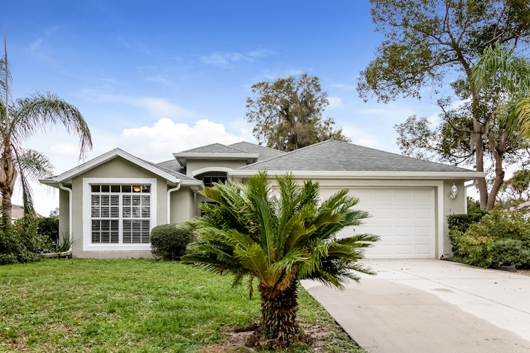 Photo 1 of 25 - 369 S Oak Ave, Orange City, FL 32763