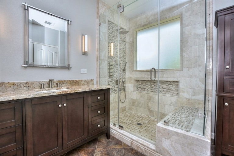 Photo 20 of 27 - 8020 Alophia Dr, Austin, TX 78739