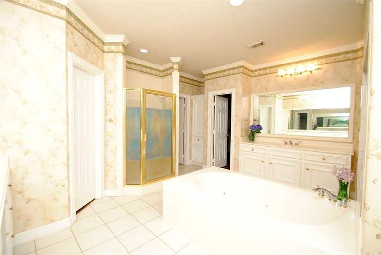 Photo 30 of 41 - 3118 Canyon Oak Ct, Houston, TX 77068