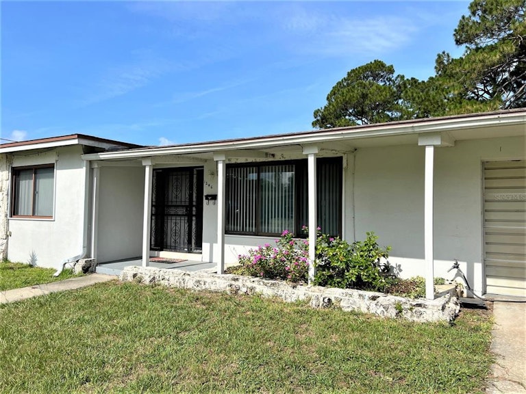 Photo 2 of 41 - 1246 W Wellington Dr, Deltona, FL 32725