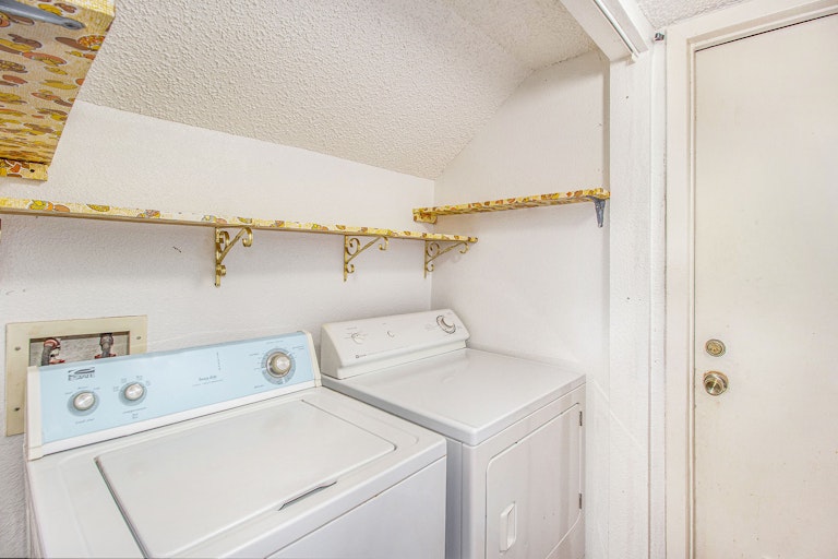 Photo 17 of 17 - 7802 Del Glen Ln, Houston, TX 77072