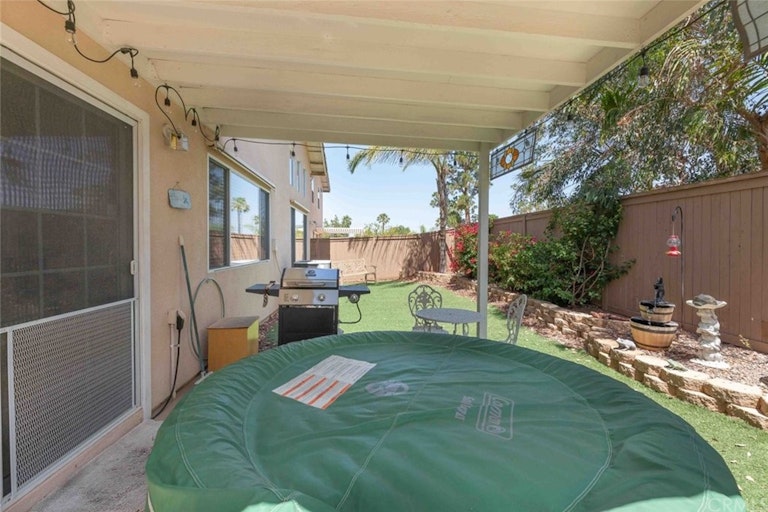 Photo 28 of 38 - 1335 Longwood Pines Ln, Corona, CA 92881