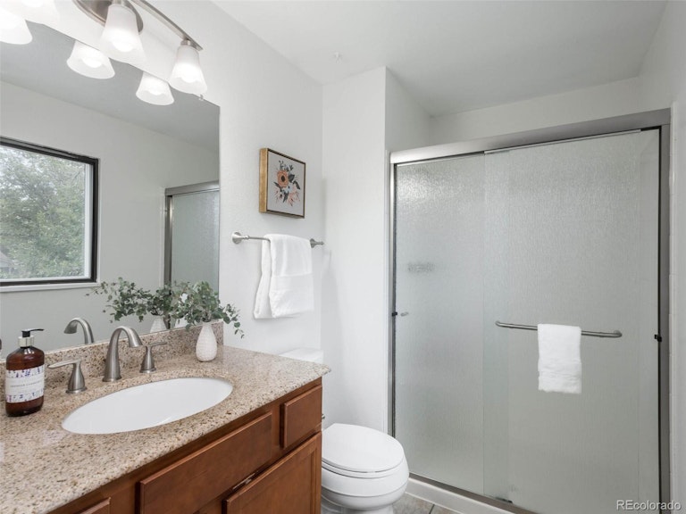 Photo 26 of 40 - 512 Ellis Ct, Golden, CO 80401