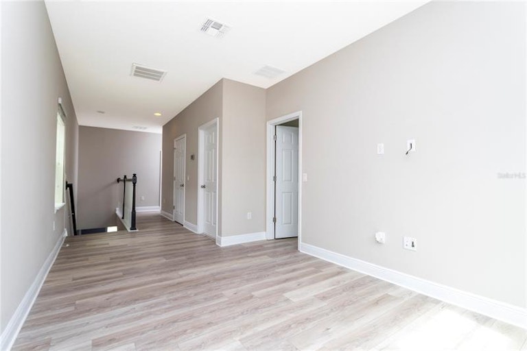 Photo 29 of 65 - 9313 Mira Valle Ln, Winter Garden, FL 34787