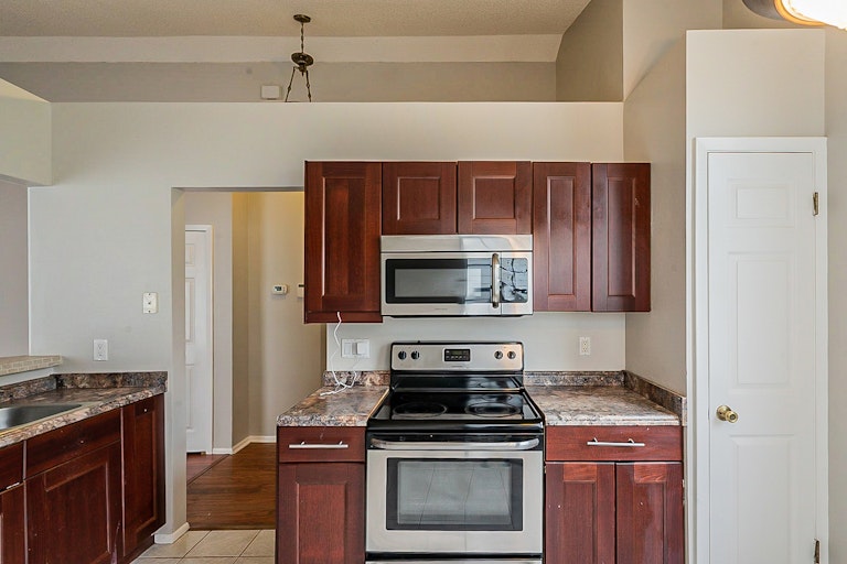Photo 9 of 29 - 3009 Weymouth Ct, Apopka, FL 32703