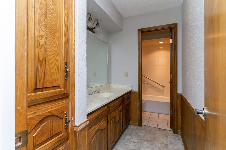 Photo 19 of 24 - 707 Corinthian Pl, Duncanville, TX 75137
