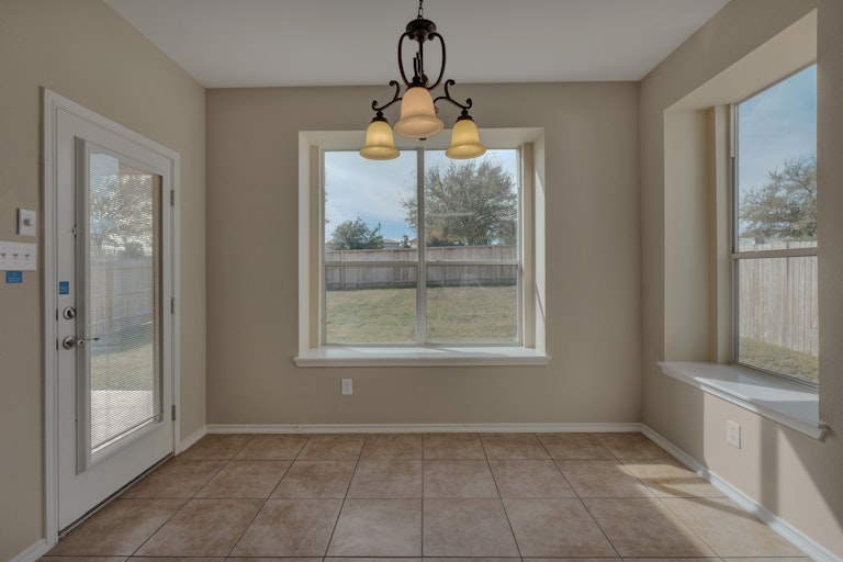 Photo 9 of 25 - 12142 Redbud Leaf, San Antonio, TX 78253